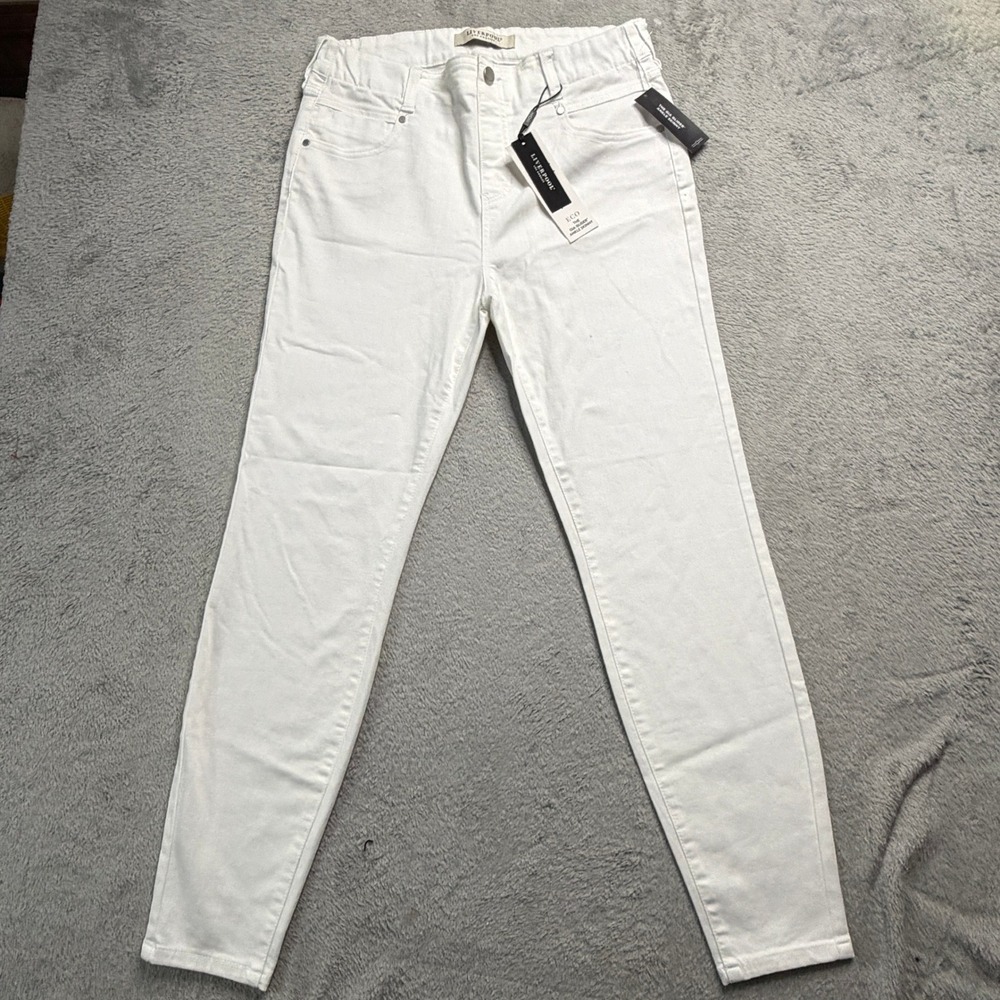 Liverpool Gia Glider Ankle Skinny Jeans Bright White Eco SIZE: W30in. x L27in.